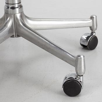 Preben Fabricius & Jørgen Kastholm, armchairs, a pair, "Tulip", Knoll International.