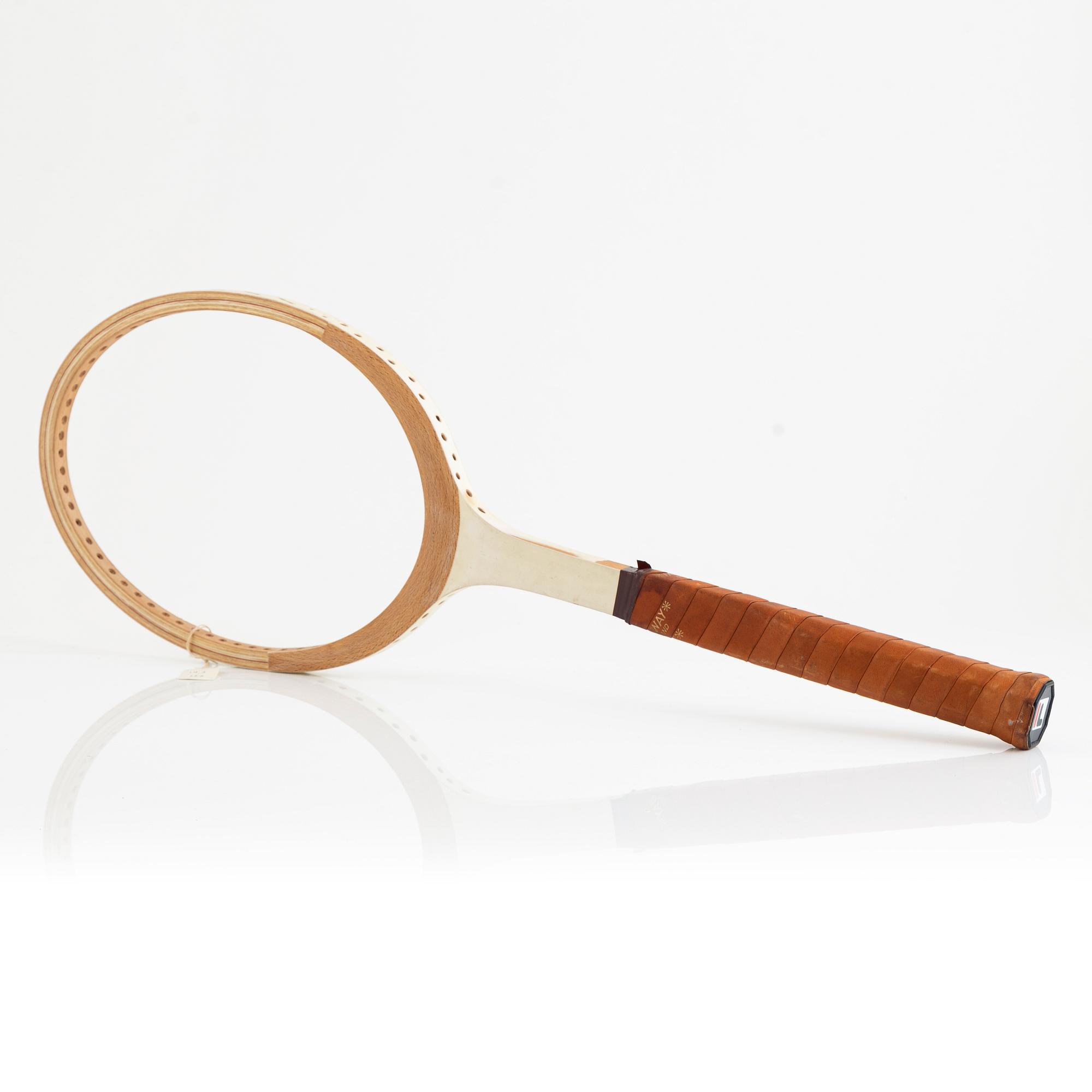 Tennis racket, Fila. Signed by Björn Borg. Specially customized FILA prototype racket in wood, 1977/78.