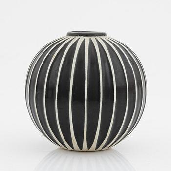 Stig Lindberg, a 'Domino' stoneware vase, Gustavsberg studio, Sweden 1954-69.