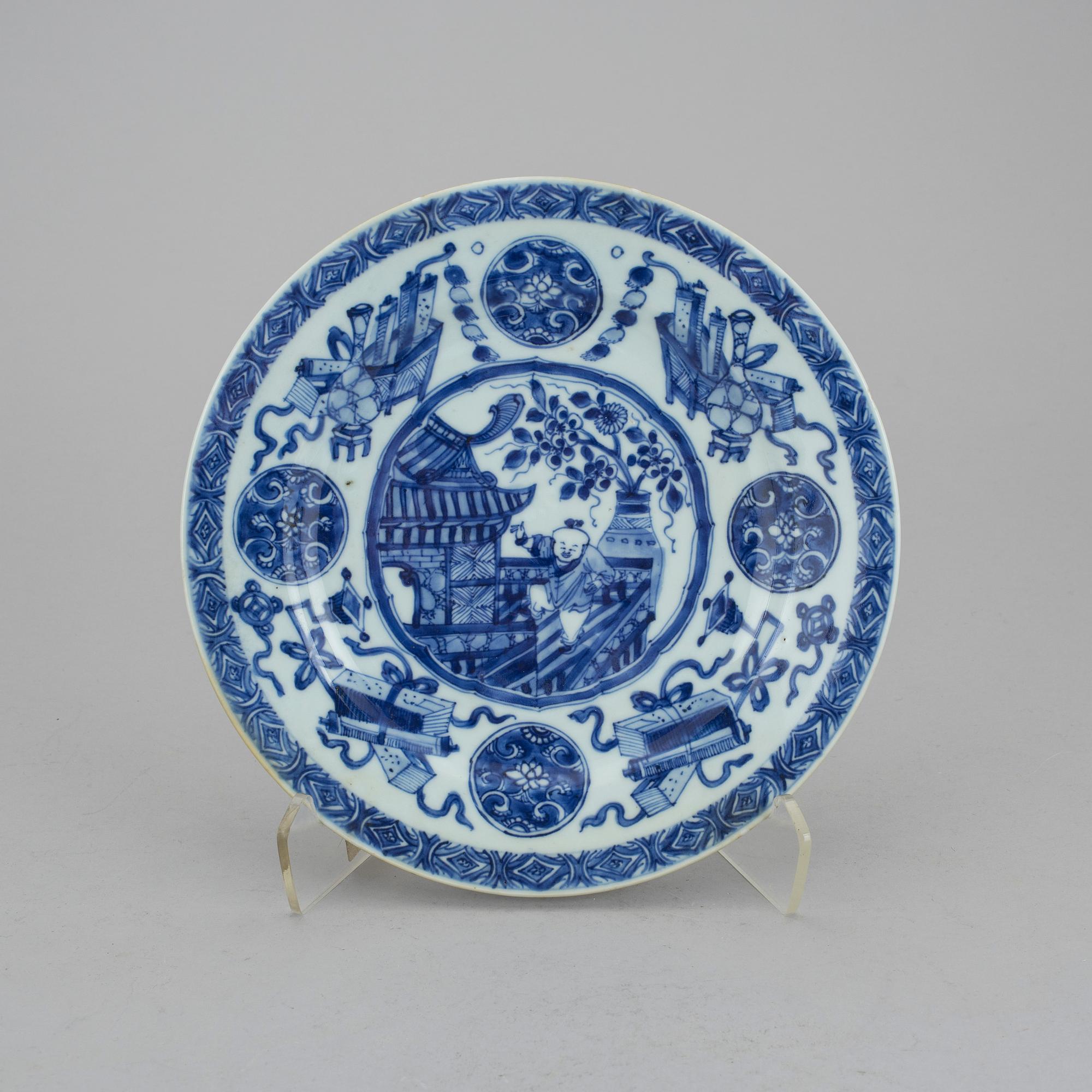 TALLRIK, porslin, Qingdynastin, Kangxi (1662-1722).