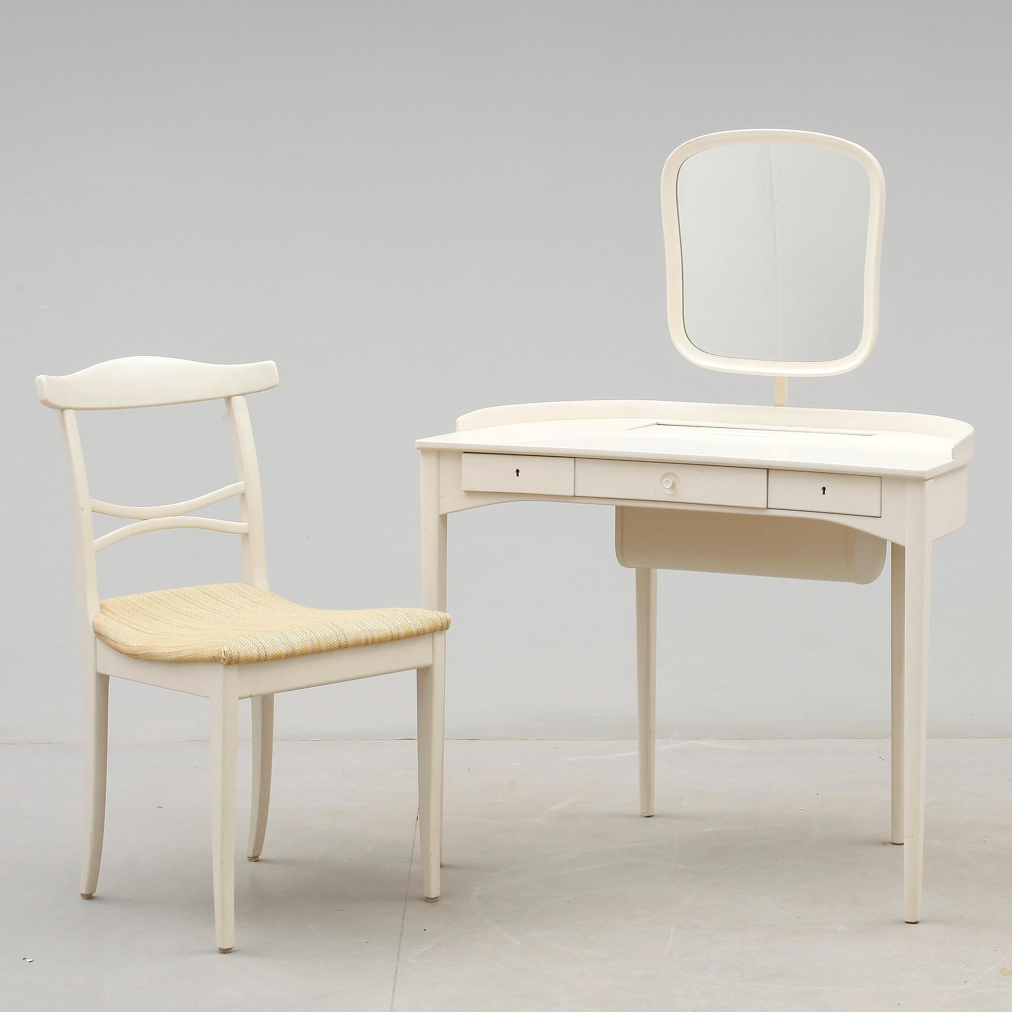 TOALETTBORD OCH STOL, "Birgitta" Carl Malmsten för Bodafors, 1960-tal.