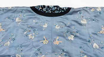 A lavender blue embroidered silk female informal robe, late Qing dynasty, 19th century.