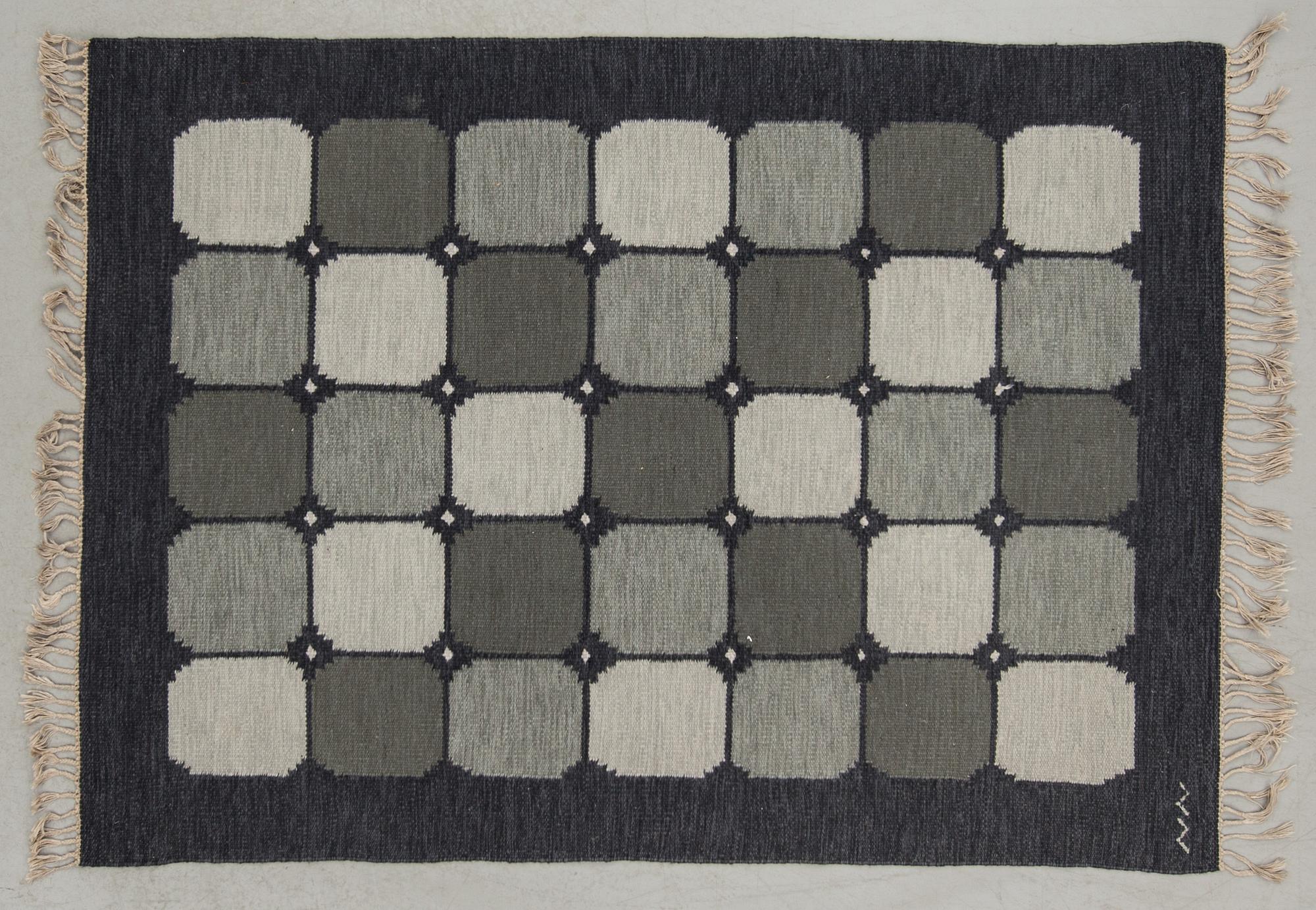 MATTA, rölakan, monogramsignerad NN? 1900-talets andra hälft. Ca 231 x 166 cm.