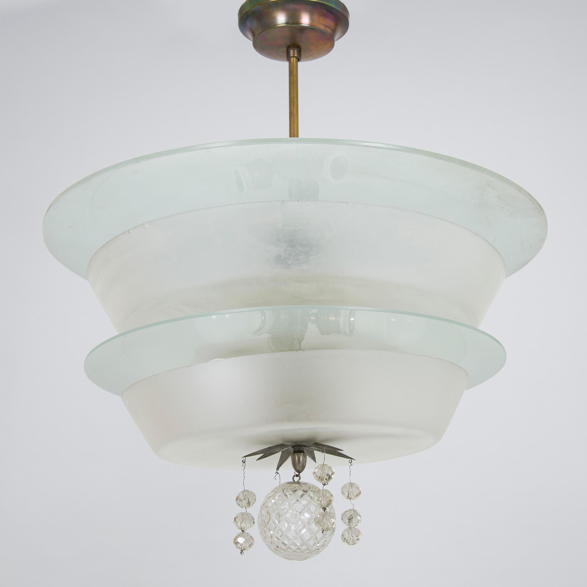 A pendant Art Deco ceiling light, 1920-30s.