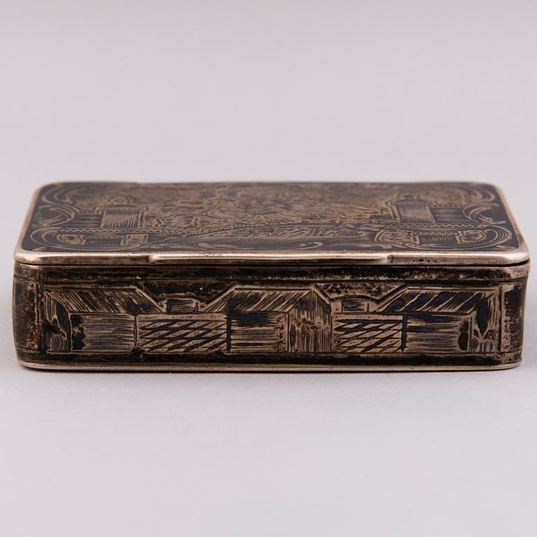 SNUFF BOX, silver with niello decoration, Moscow probably 1826, goldsmith OB.