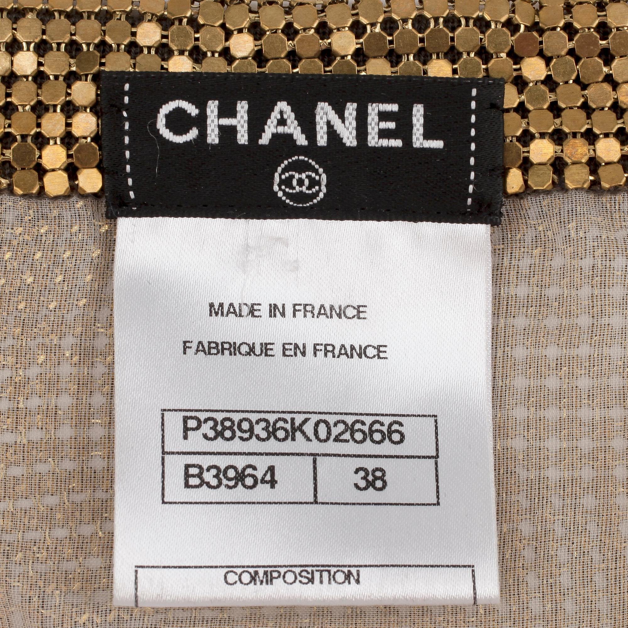 CHANEL, en krage.