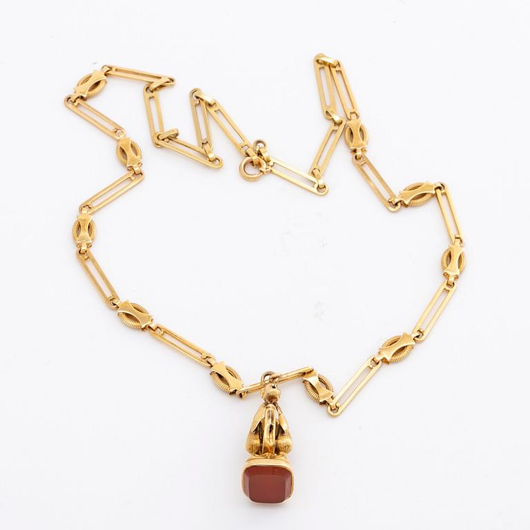 NECKLACE 18k gold w pendant (not detachable) w carnelian.