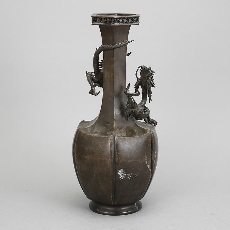 VAS, brons, Japan, Meiji, (1868-1912).