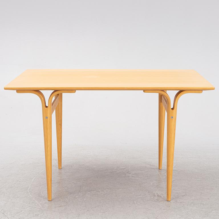 Bruno Mathsson, a coffee table, Firma Karl MAthsson, Värnamo, Sweden, 1972.