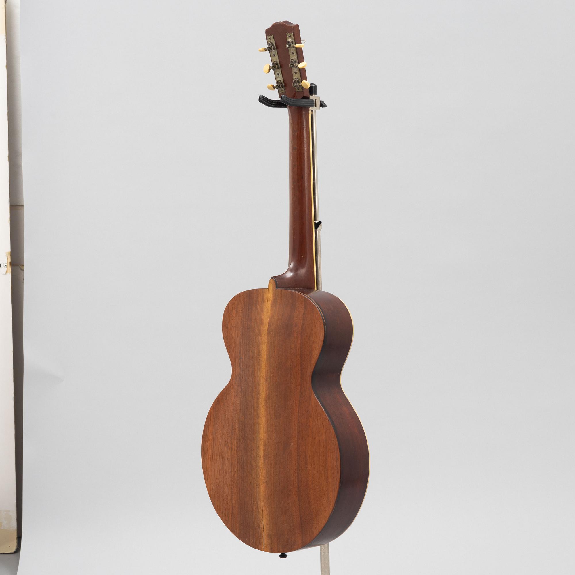 Gibson, "L-1", acoustic guitar, 1912, USA.