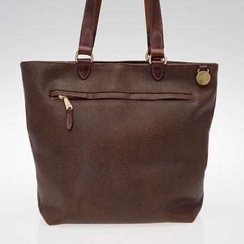A SCOTCHGRAIN TOTE BAG.