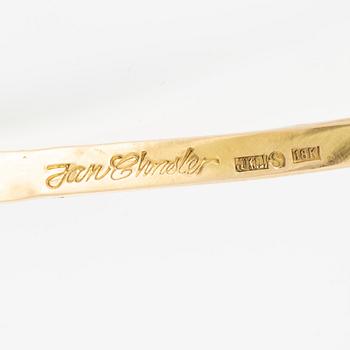 Jan-Christer Lundqvist, collier, stel halsring, 18K guld med briljantslipade diamanter och rubin, Skövde.