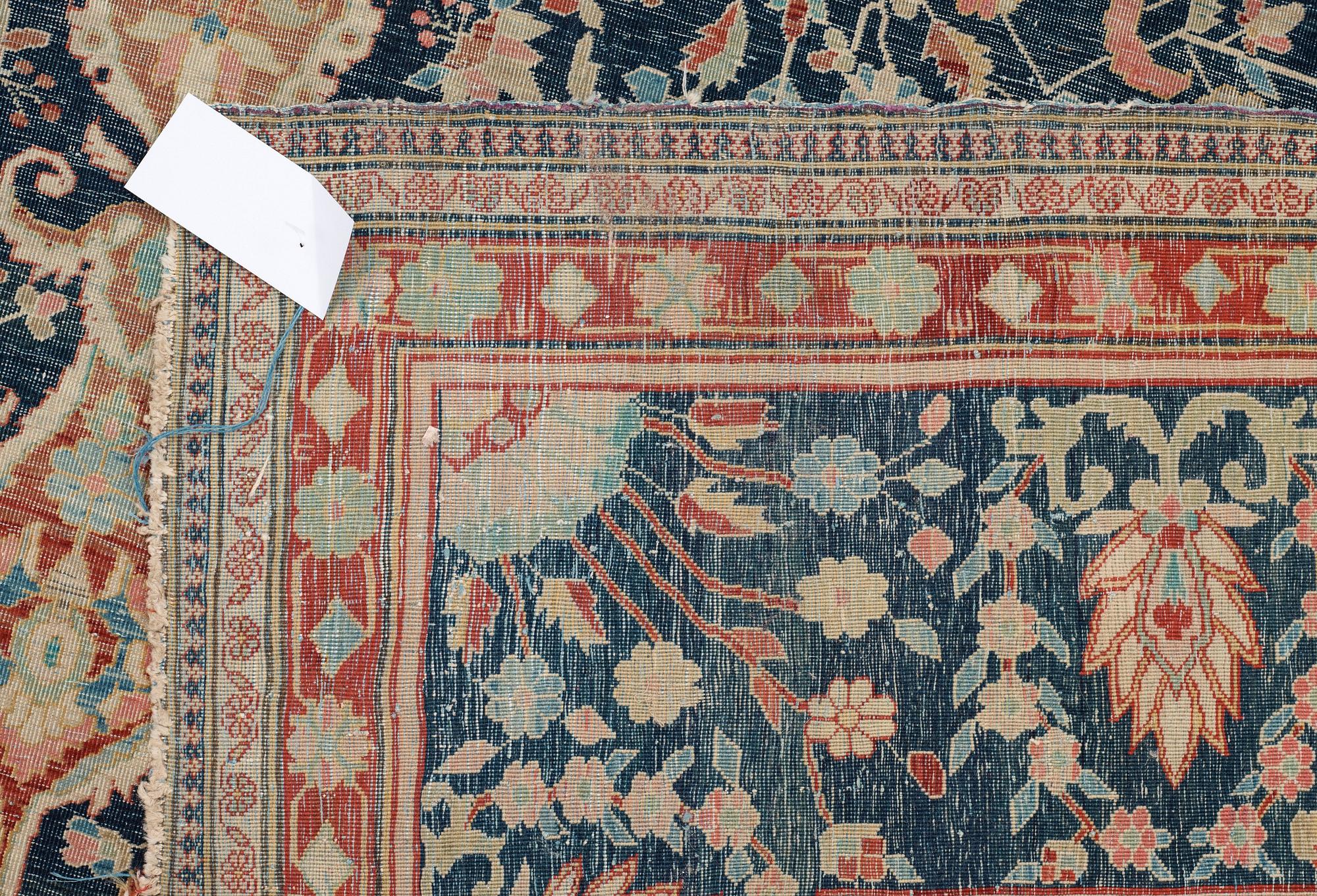 SEMI-ANTIQUE KASHAN SO CALLED MOTACHEM. 291 x 228,5 cm.
