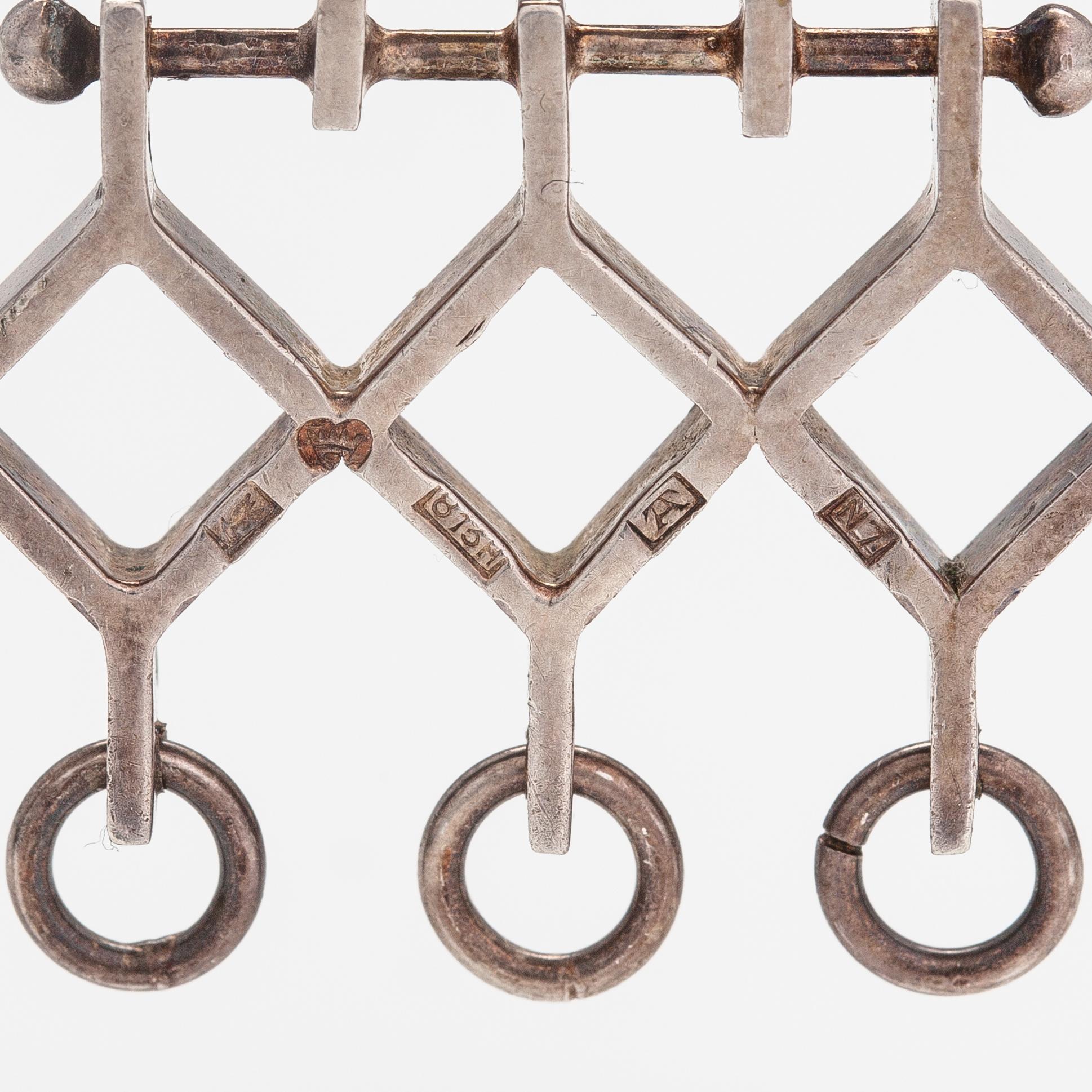Jorma Laine, Halsband "Ruutu", silver. Kultateollisuus, Åbo 1967.