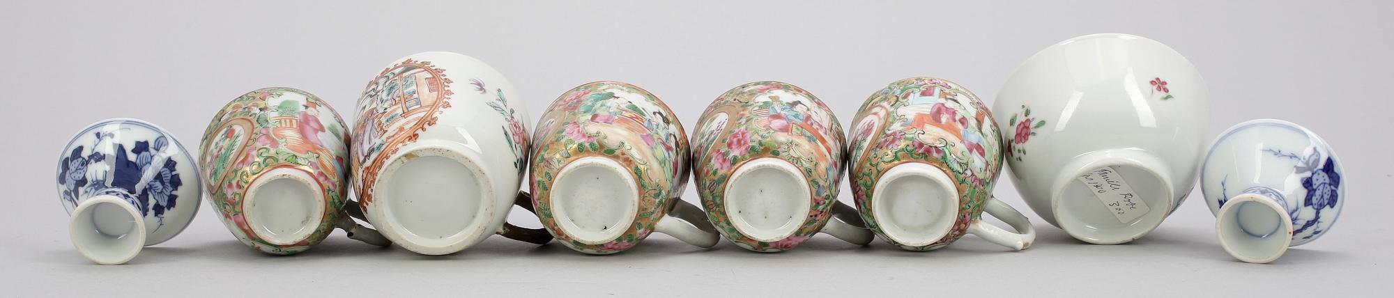 PARTI PORSLIN, 13 delar, Kina o Japan, bl.a. 1700-tal.