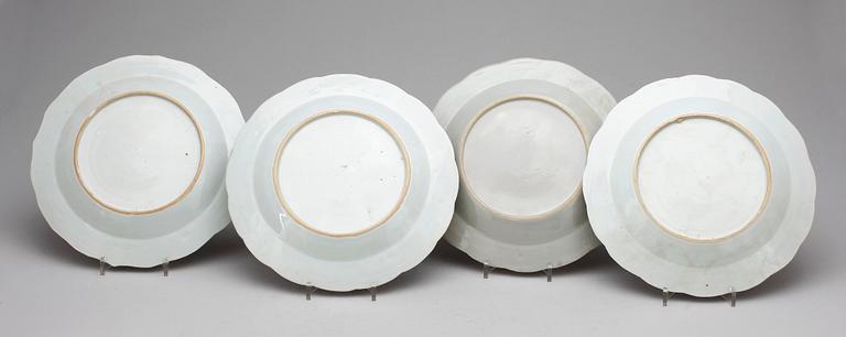 TALLRIKAR, 4 st, porslin, Qianlong, Kina, 1700-tal.
