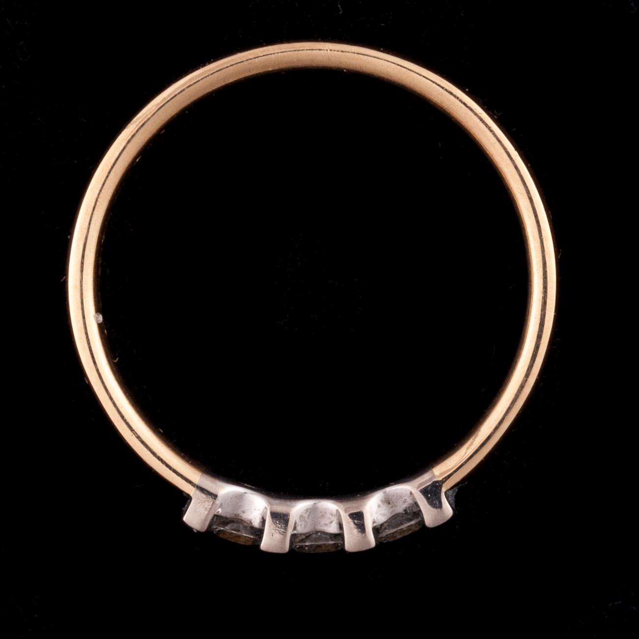 RING, 18K guld, briljantslipade diamanter. A. Tillander, 2009. Vikt ca 3,7 g.
