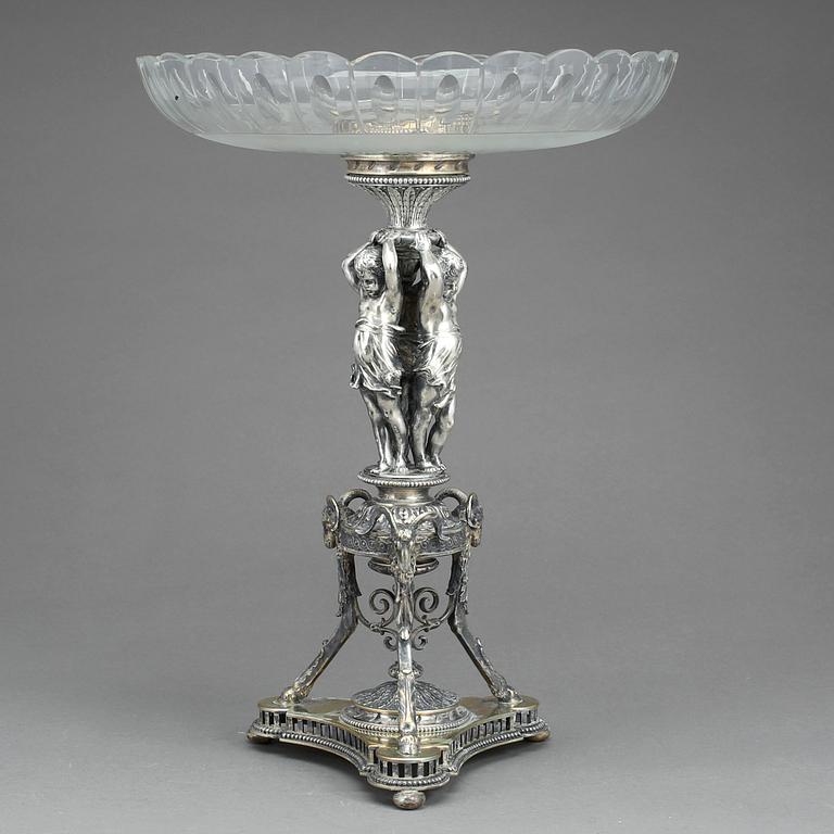 UPPSATSSKÅL, silver och glas, GAB, Stockholm, 1897. Vikt ca 1605g.