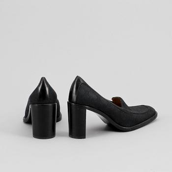 VÄSKA samt SKOR, 3 delar, Gucci.