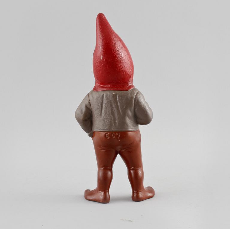 TOMTE, keramik, 1900-talets första hälft.