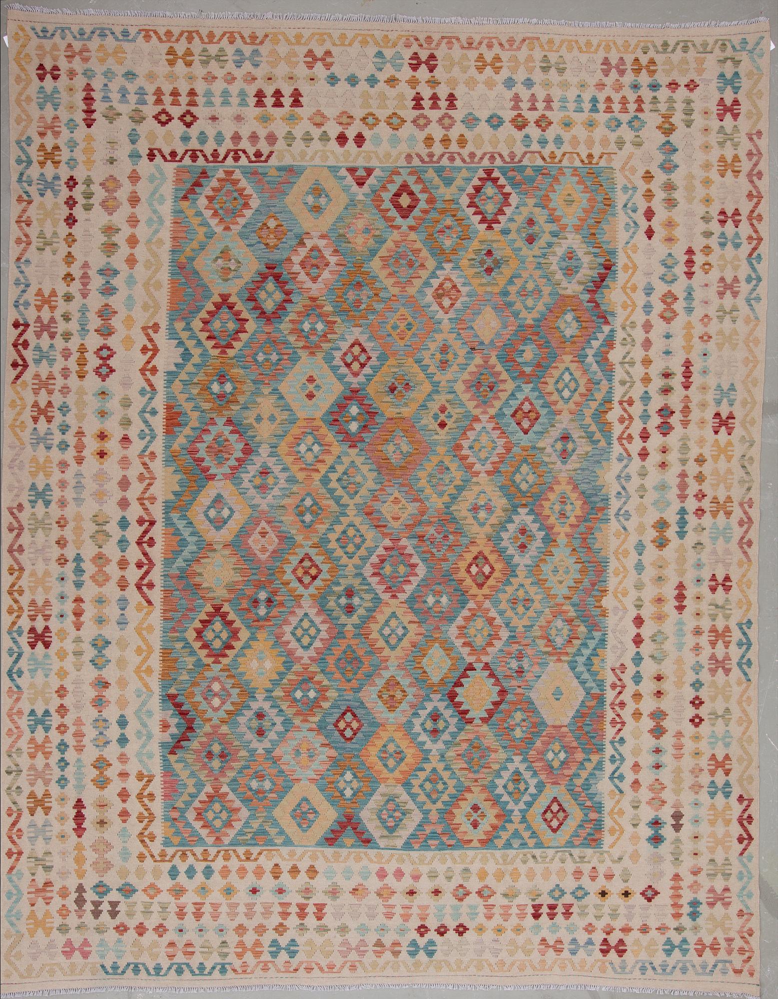KELIM, Uzbekistan. Ca 385x305 cm.