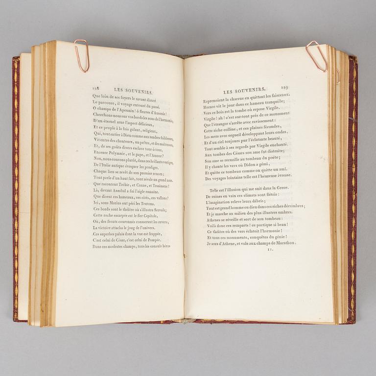 Attractive little bindnings.