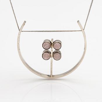 Elis Kauppi, A silver and rose quartz necklace. Kupittaan kulta, Turku 1959.