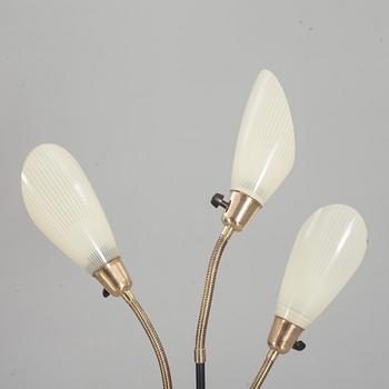 GOLVLAMPA, märkt AJH 1950-tal.