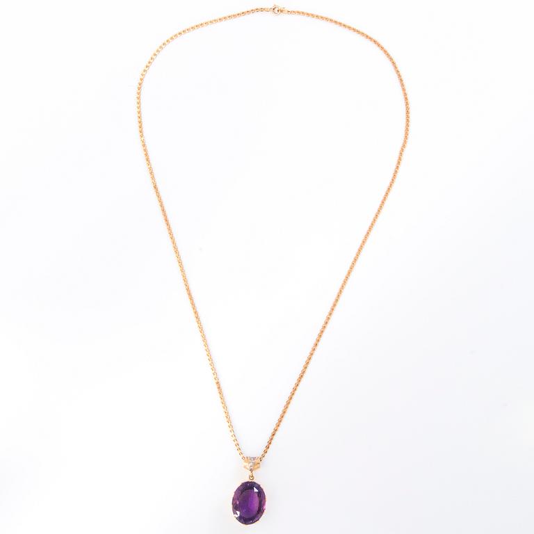 HALSBAND, 14K guld, ametist och diamanter, 1981.