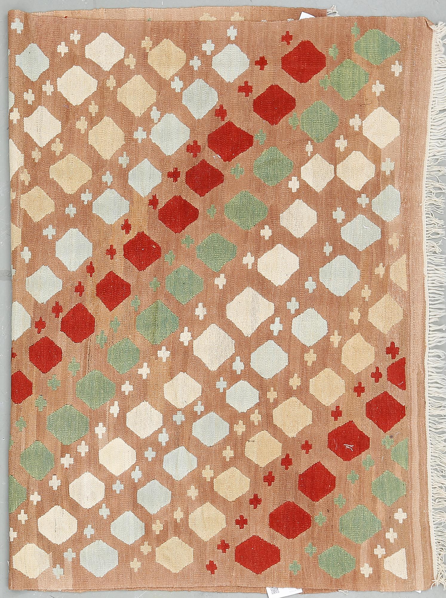 MATTA, möjligen Veramin. 205x158 cm.