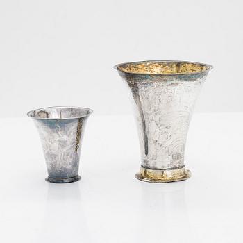 Two silver beakers, maker's marks of Anders Christian Levon, Turku 1787 and 1807.