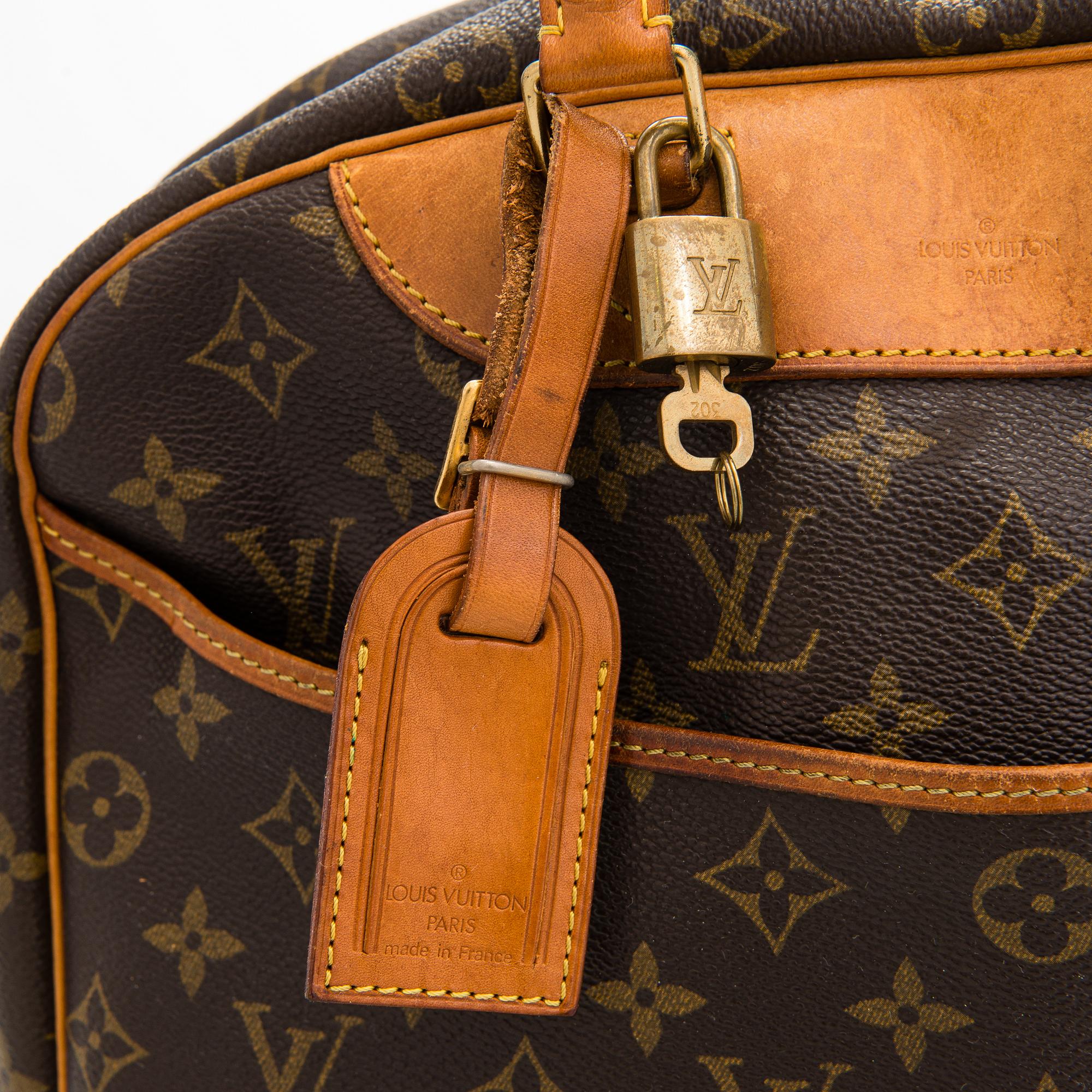 Louis Vuitton, A Monogram 'Deauville' Bag. - Bukowskis