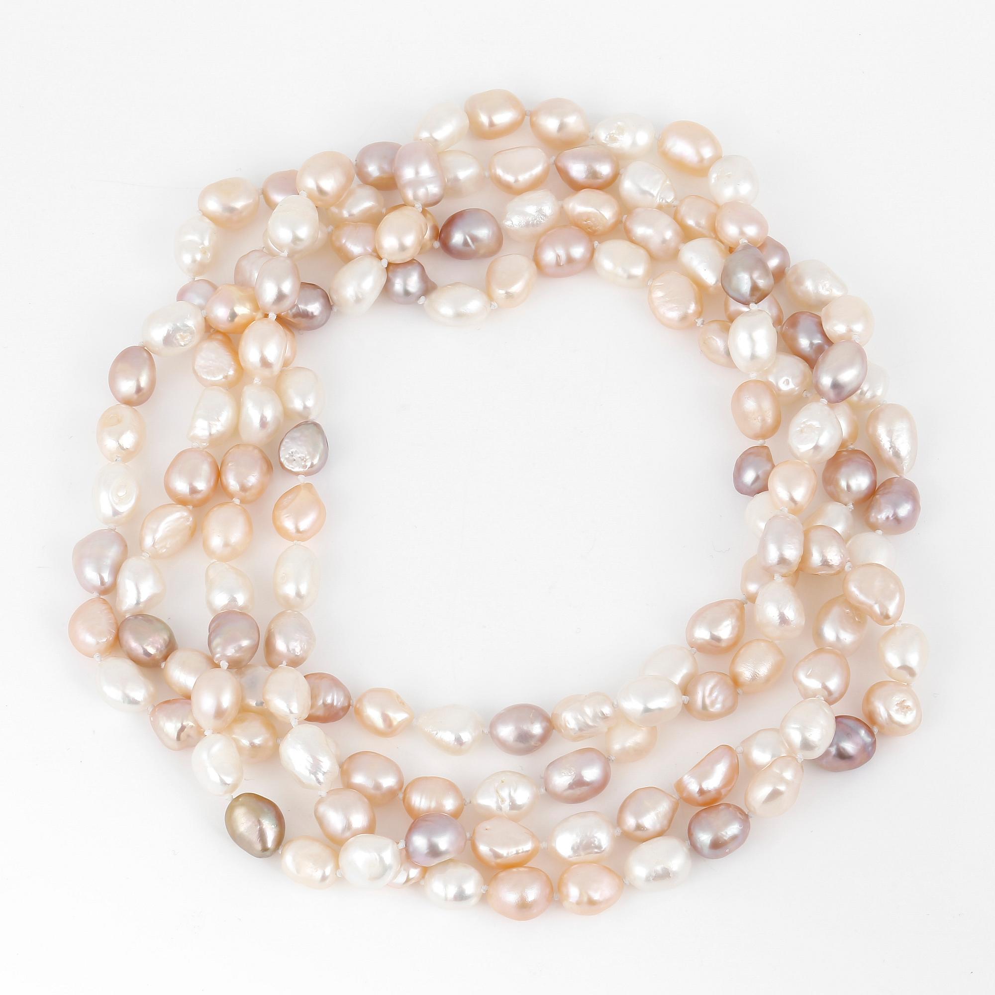 HALSBAND, med barockformade, rosa, gula och vita, odlade pärlor.