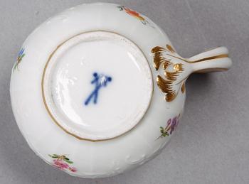 PARTI PORSLIN, 4 delar. Meissen samt Herend. 1900-tal.