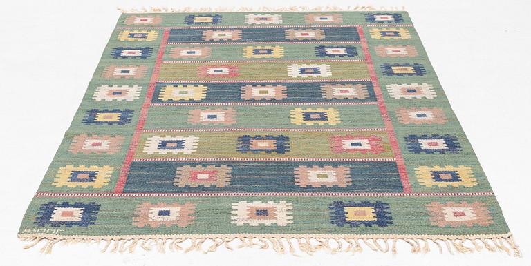Märta Måås-Fjetterström, a carpet, 'Grön äng', flat weave, ca 221,5 x 151,5 cm, signed AB MMF.