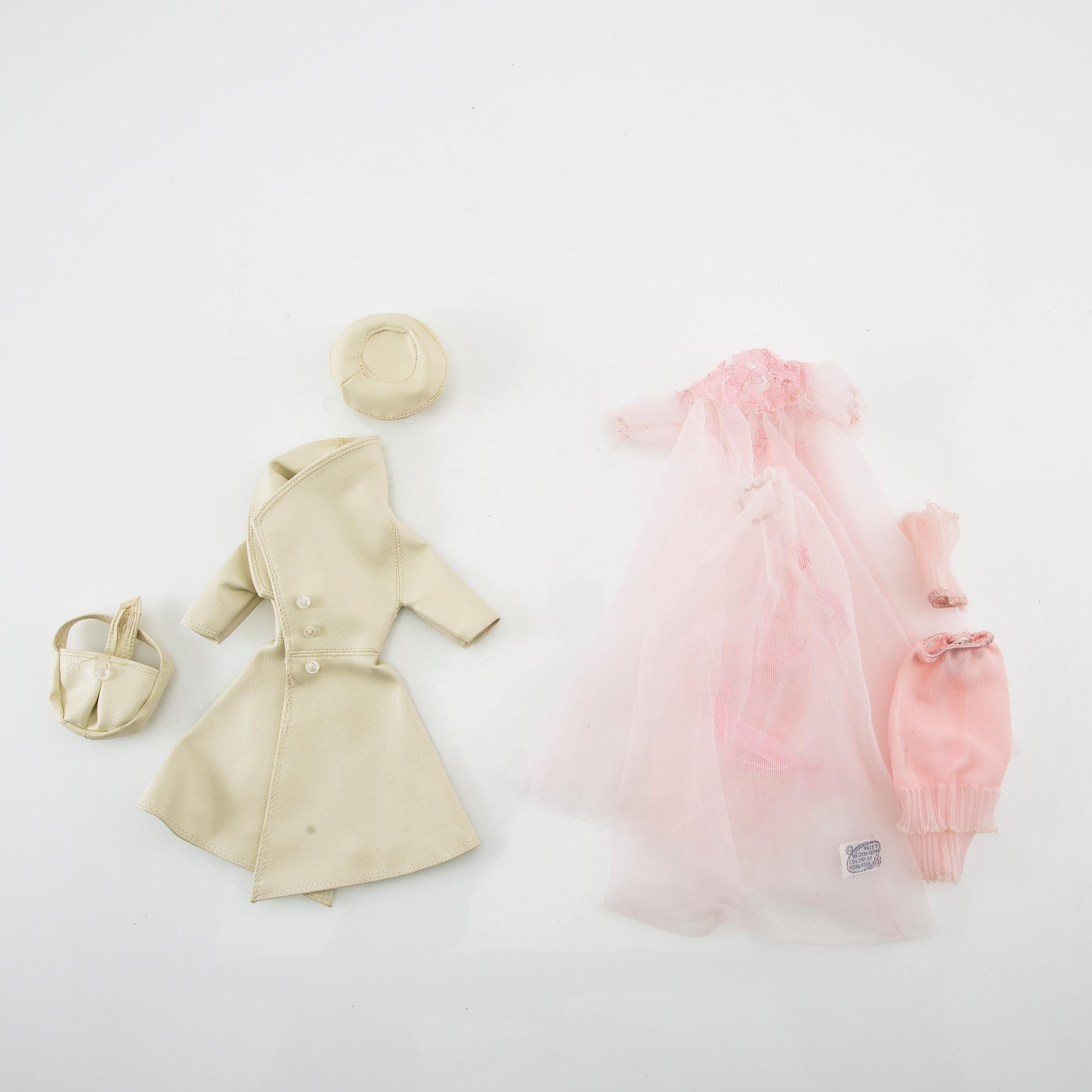 Barbie, doll, vintage "Ponytail" with various clothes and accessories, wardrobe and box, Mattel 1960.