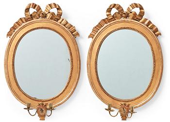 92. A pair of Gustavian two-light girandole mirrors, around year 1800.