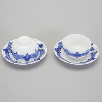 GUNNAR WENNERBERG, "Wennerberg", servisdelar 10 st. Gustavsberg, benporslin. I produktion 1917-1927.