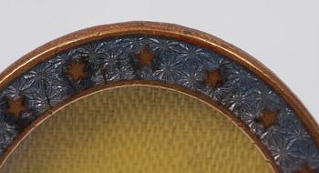RAMAR, ett par, emalj,mässing, 1800/1900-tal.