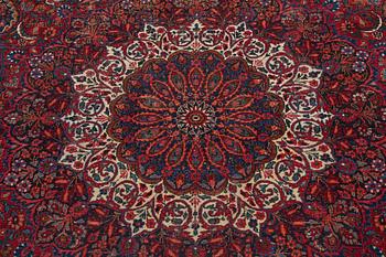 Matta, antik/semiantik Meshed, ca 336,5 x 229,5 cm.