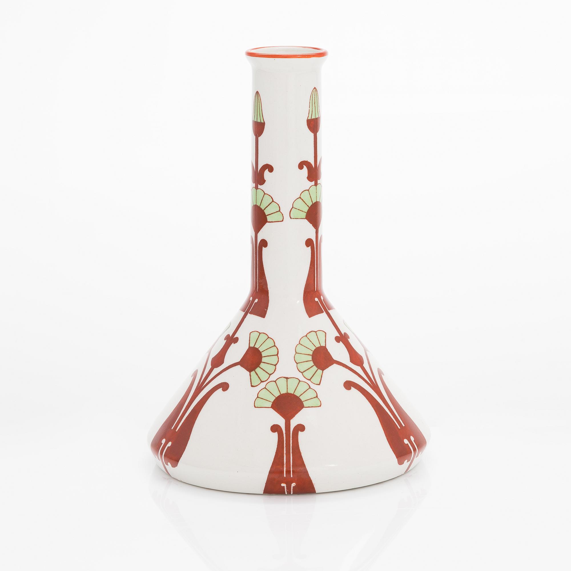 A Fennia ceramic vase, Jac. Ahrenberg and Thure Öberg, Arabia, Finland 1903.