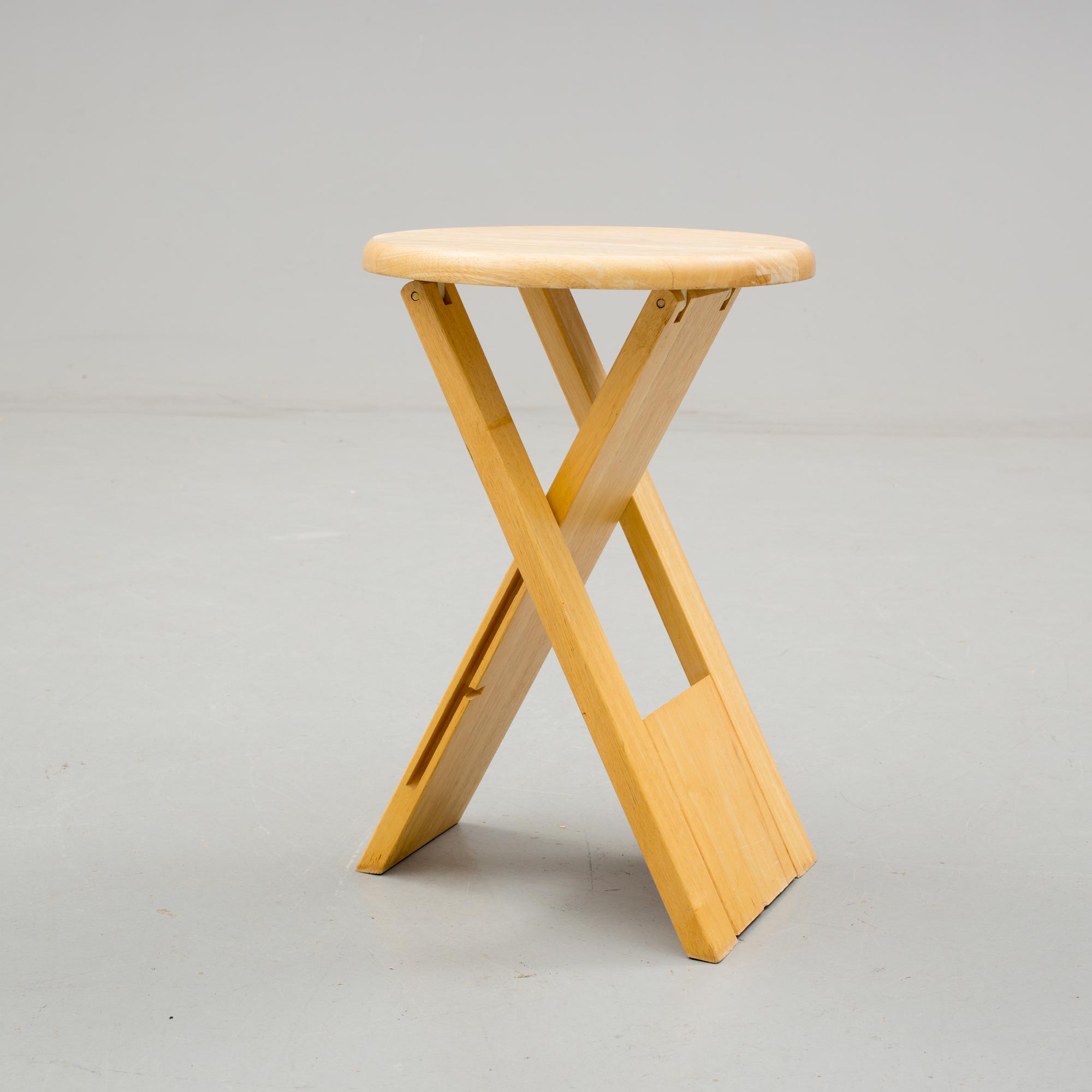 185: ROGER TALLON, TS folding stool < A Seat for One