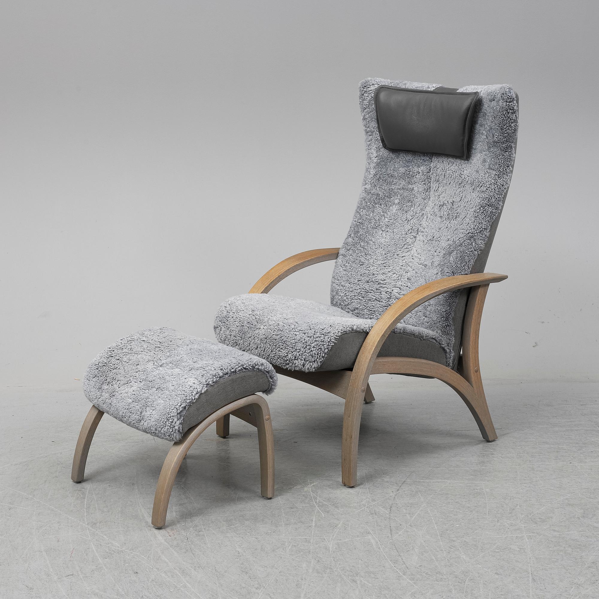 A 'Delta Adventure' easy chair with foot rest, Brunstad, Norge.