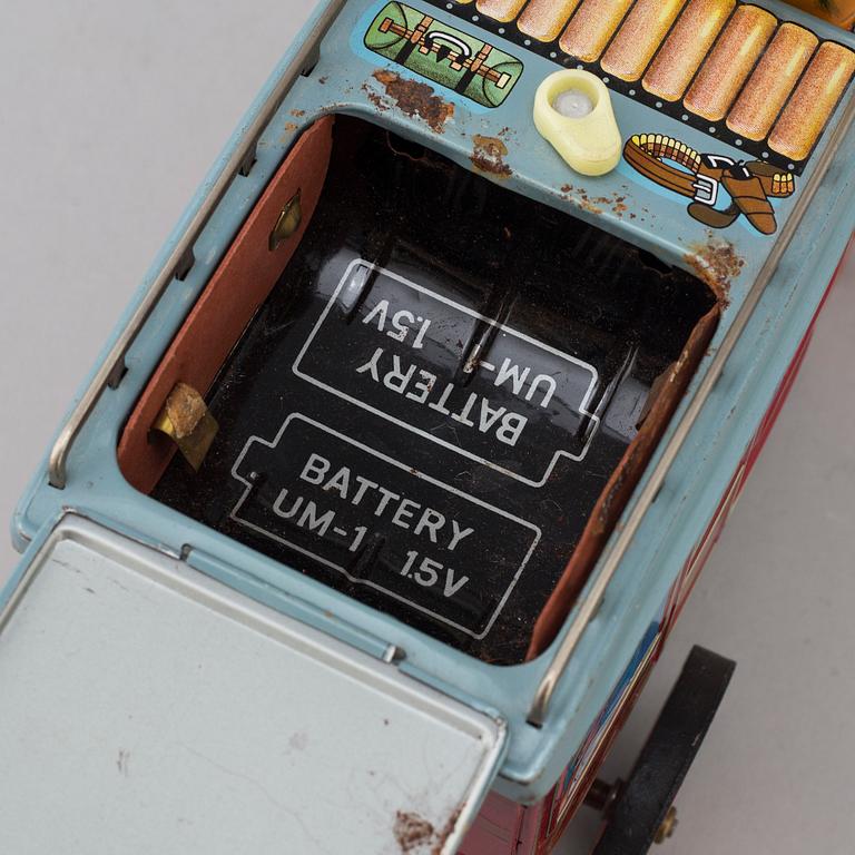 A mid 20th century tin toy horse and carriage, Cragston Toy, Japan.