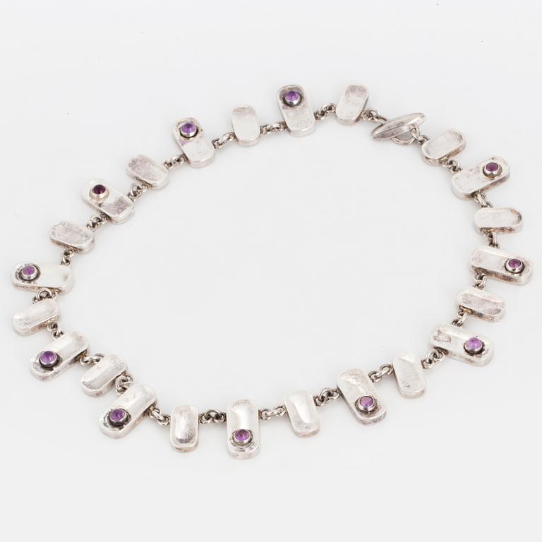 ARVO SAARELA, Necklace with amethyst.