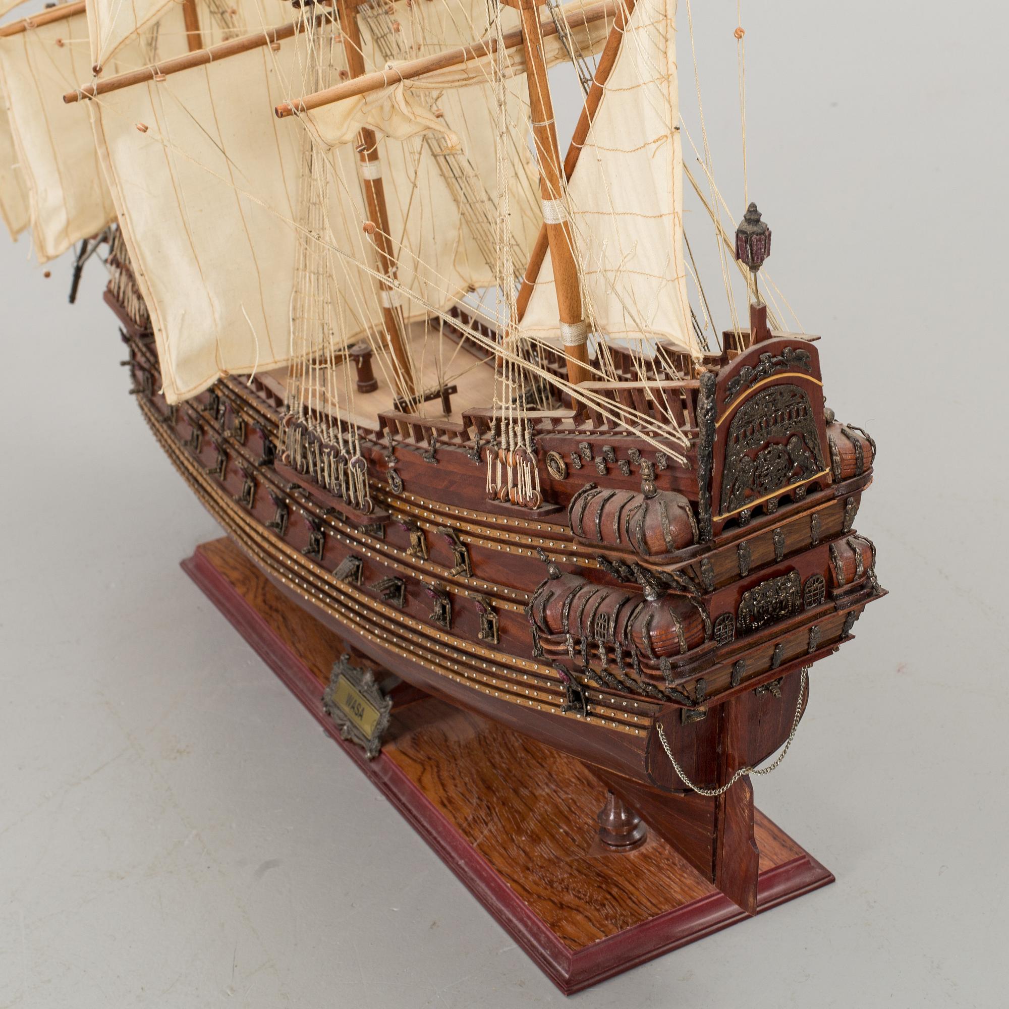 MODELL AV  "VASA" SKEPPET, 1900-talets andra hälft.