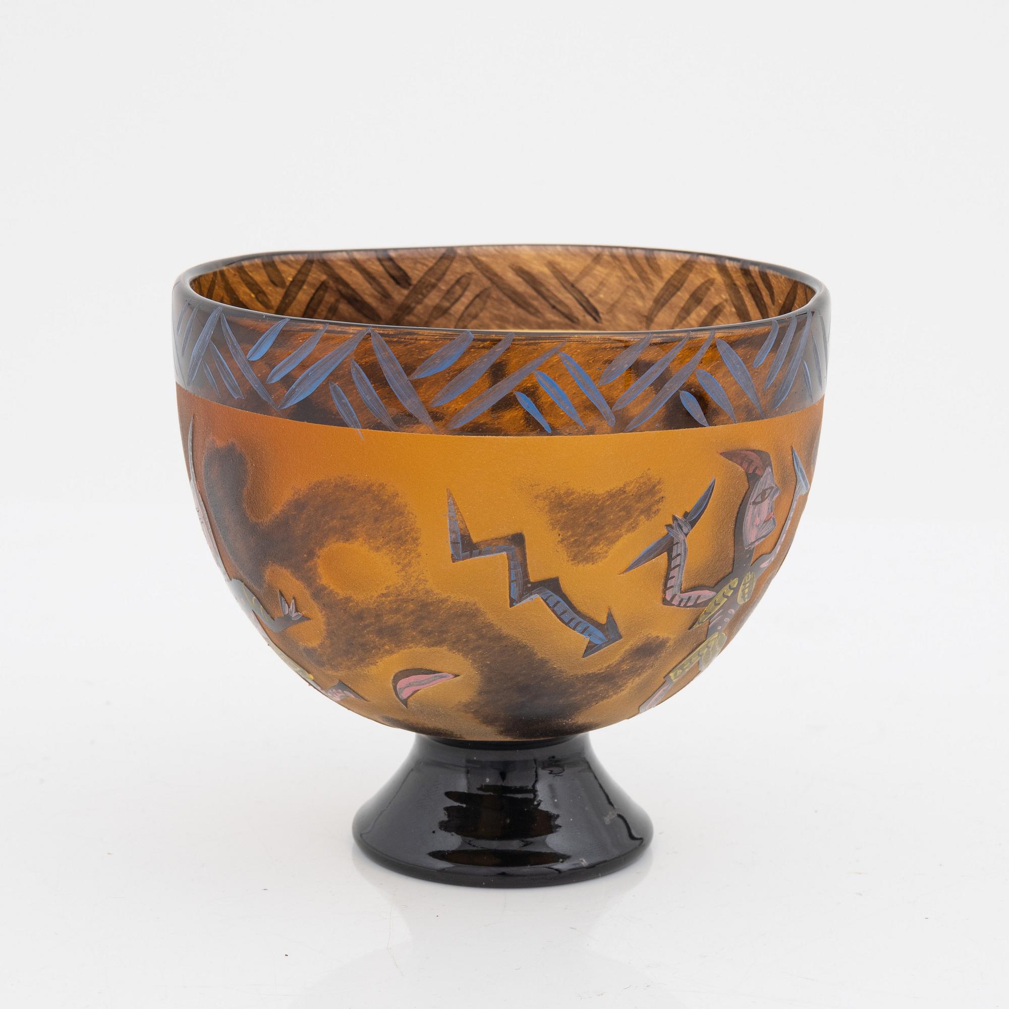 Ulrica Hydman Vallien, a 'Juvel' limited edition vase, and a bowl, numbered 7/60, signed.