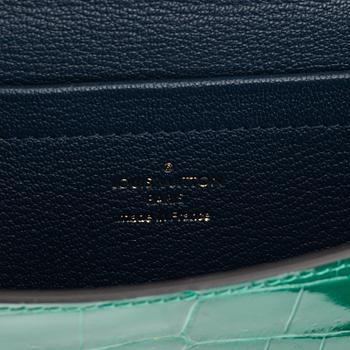 Louis Vuitton, a "Etui Lunette Nilocitus brillant emeraude" bag.