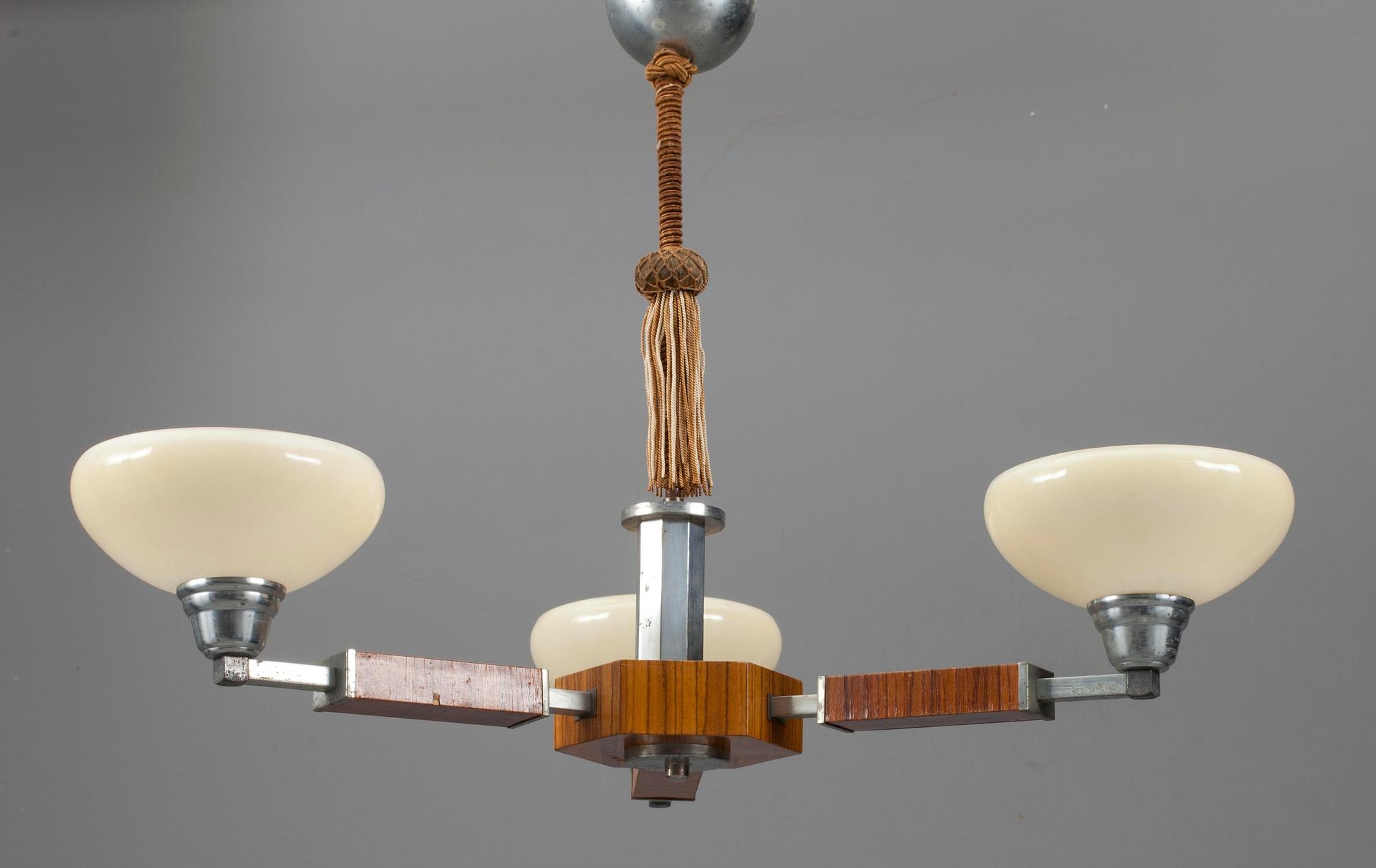 TAKLAMPA, 1950-tal. Höjd 54 cm.