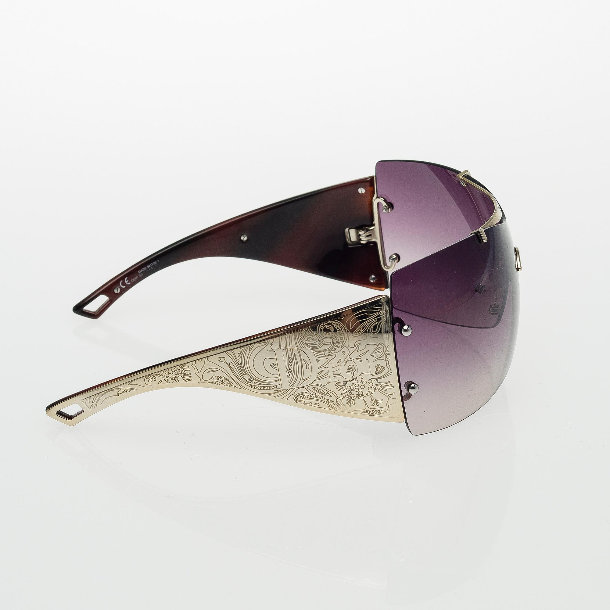 AURINKOLASIT, Christian Dior.